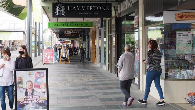 Mildura council staff have been asked to look into whether smokers could be banned from lighting up in public places throughout the municipality. Picture: Glenn Milne