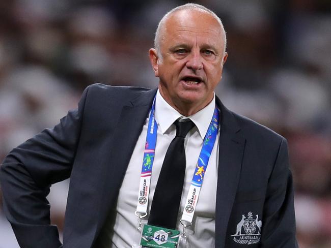 AL AIN, UNITED ARAB EMIRATES - JANUARY 25:  Graham Arnold of Australia gives his team instructions during the AFC Asian Cup quarter final match between United Arab Emirates and Australia at Hazza Bin Zayed Stadium on January 25, 2019 in Al Ain, United Arab Emirates.  (Photo by Francois Nel/Getty Images)