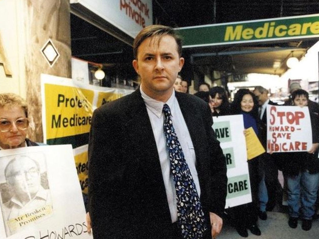 Anthony Albanese shared a photo today celebrating the birth of Medicare in 1984.