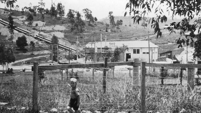 Nymboida hydro-electric power station history: The County Council offered rural users the same tariff as in towns.