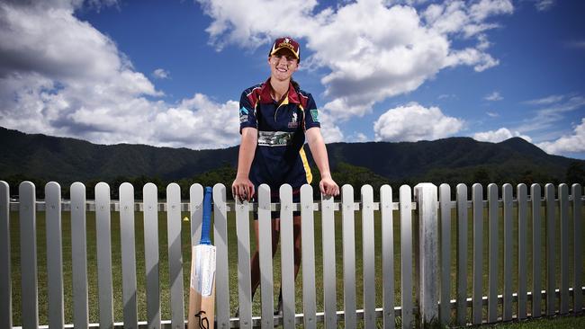 Kairi teenager Amy Hunter was awarded the 2021 Jodie Fields young cricketer development scholarship. Picture: Brendan Radke