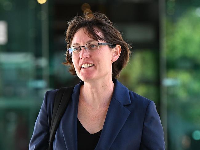 31/10/2023: Forensic biologist Dr Kirsty Wright  leaves after giving evidence on Project 13 at the DNA inquiry.   pic: Lyndon Mechielsen/The Australian