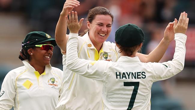 Tahlia McGrath playing against England in Canberra in 2022. (Photo by Mark Kolbe/Getty Images)