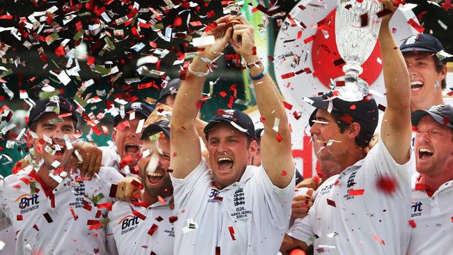 Andrew Strauss has been sounded out about the CEO job with Cricket Australia.