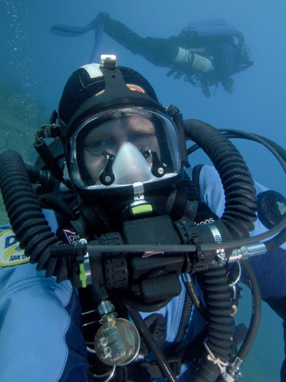 Dr Richard Harris diving in Blue Lake at Mount Gambier.