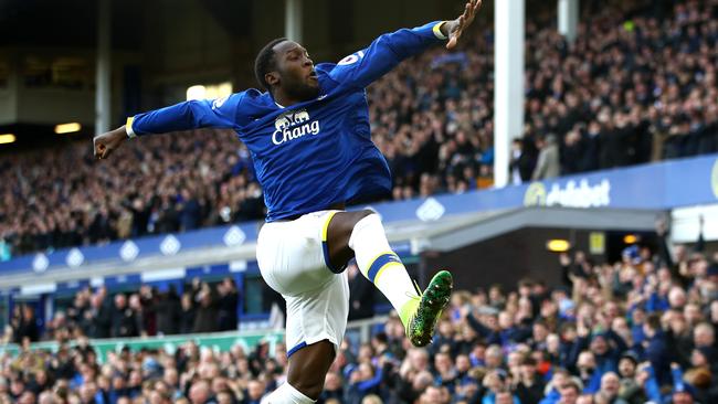 Romelu Lukaku of Everton celebrates.