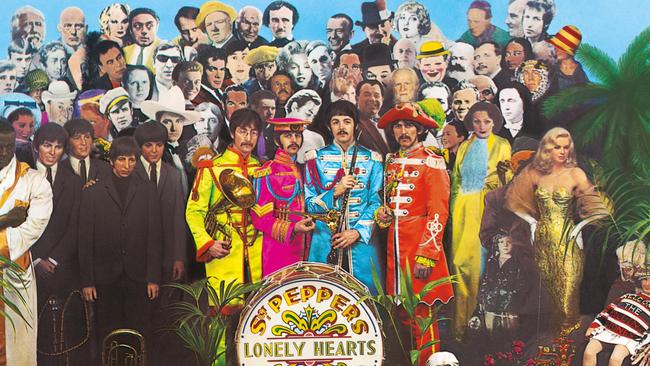 The outlet Beatles Sgt. Pepper's Lonely Hearts Club Band Andrew Robinson Signed print.