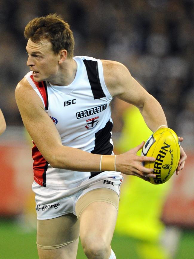 Brendon Goddard playing for St Kilda. Picture: Michael Dodge