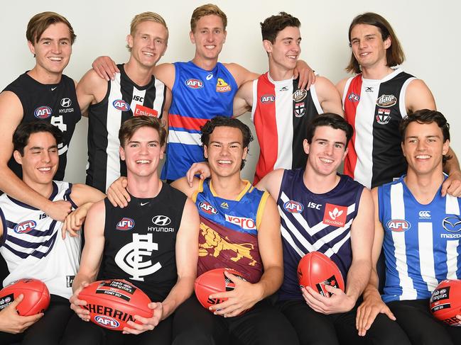 SYDNEY, AUSTRALIA - NOVEMBER 24:  Lochie O'Brien, Jaiden Stephenson, Aaron Naughton, Nicholas Coffield, Hunter Clark, Adam Cerra, Paddy Dow, Cameron Rayner Andrew Brayshaw and Luke Davies-Uniacke pose during the 2017 AFL Draft at Sydney Showgrounds on November 24, 2017 in Sydney, Australia.  (Photo by Quinn Rooney/Getty Images)