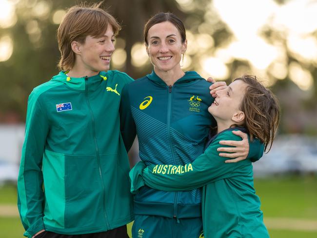 WARNING WARNING CONTACT HERALD SUN PIC DESK WARNING WARNING  Australian olympic marathon runner Sinead Diver and her two boys Eddie, 14, Dara, 10 for Mothers Day. Picture: Jason Edwards