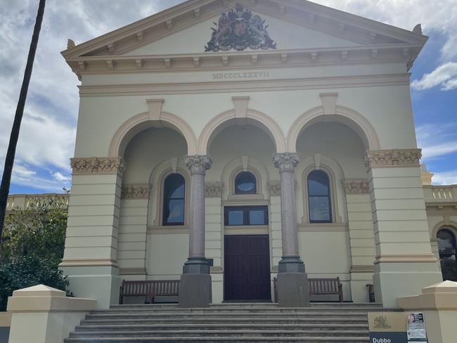 Dubbo courthouse