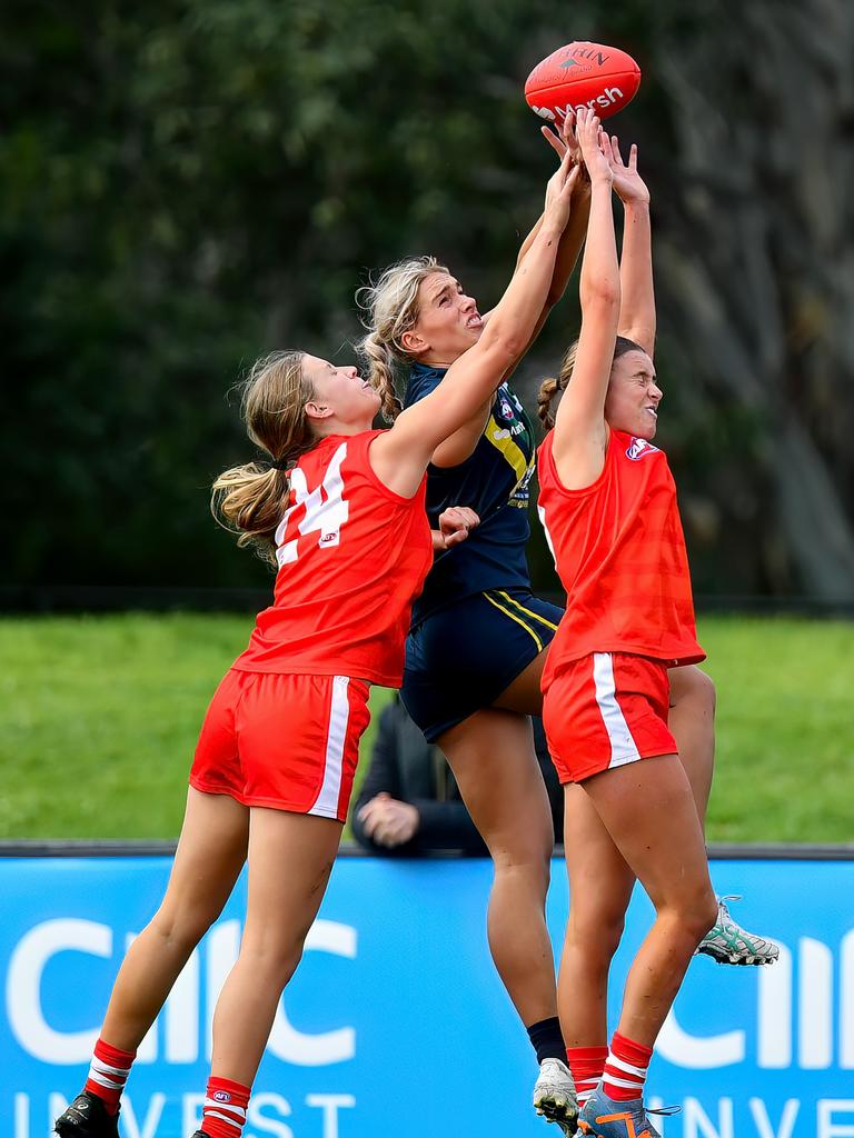 Alexis Gregor (left) was selected at 10 by Geelong. (Photo by Josh Chadwick/AFL Photos/via Getty Images)