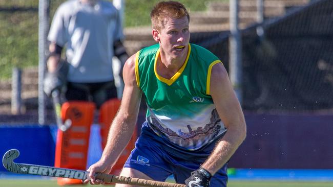 Shane Kenny playing for Brisbane Fury. Photo by Andew Blanchard