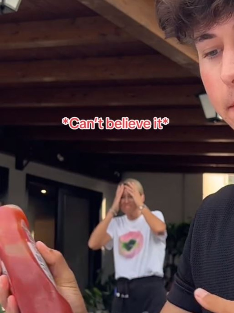 The waitress was shocked. Picture: TikTok/itsbenreid