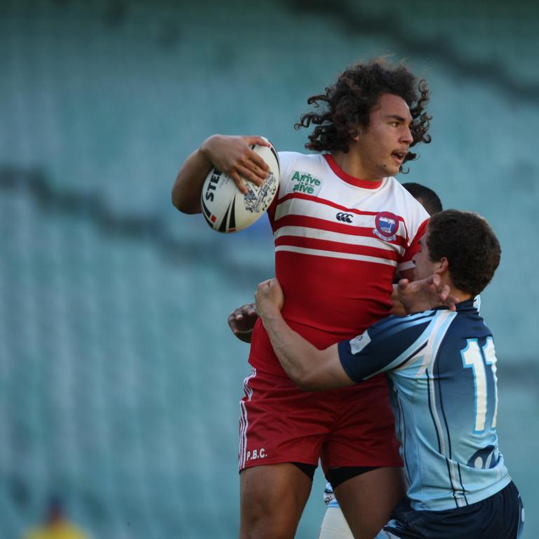 Ryan James on the burst for Palm Beach Currumbin in 2008.