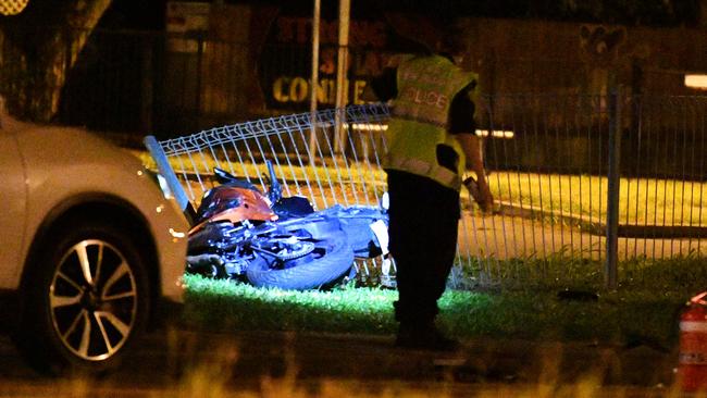 Emergency services on scene at a fatal crash on Ross River Road, Kirwan. Picture: Alix Sweeney