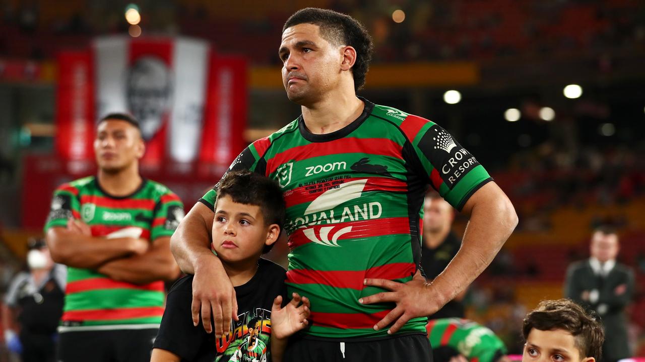 BRISBANE, AUSTRALIA - OCTOBER 03: Cody Walker of the Rabbitohs looks dejected as he stands with his sons Kade and Kian after defeat during the 2021 NRL Grand Final match between the Penrith Panthers and the South Sydney Rabbitohs at Suncorp Stadium on October 03, 2021, in Brisbane, Australia. (Photo by Chris Hyde/Getty Images)