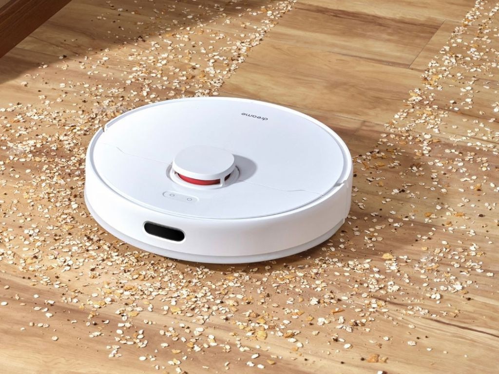 Enjoy hands-free cleaning with robot vacuums. Picture: Facebook/Dreame.