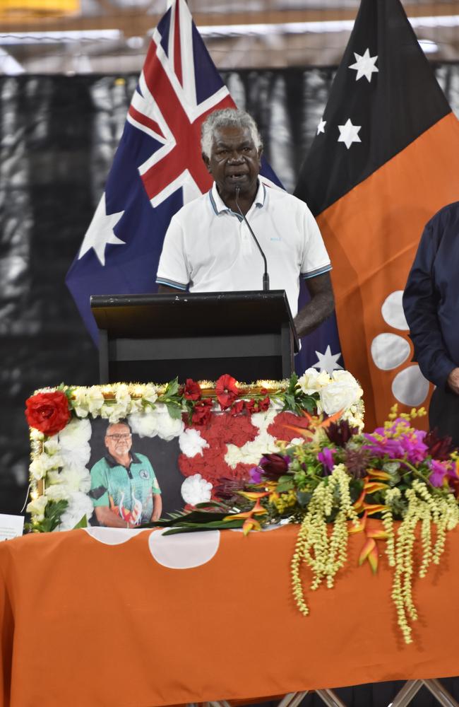 Yolngu Elder Djawa Yunupingu honours his "wawa" (brother) the late Dr Bush Blanasi who was farewelled in a state funeral on Friday, December 15.