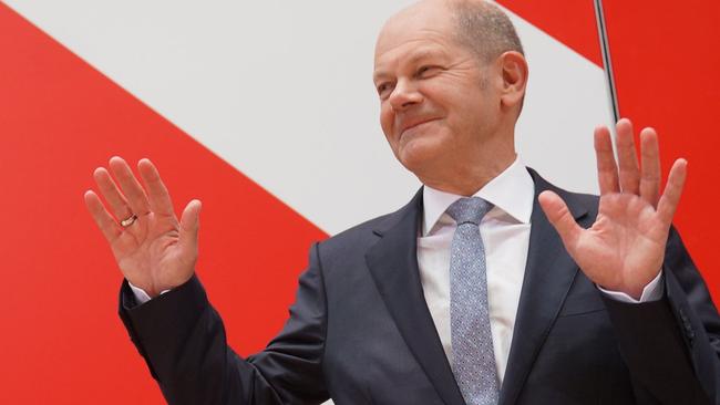 Olaf Scholz, chancellor candidate of the German Social Democrats (SPD), speaks to the media. Picture: Getty Images.