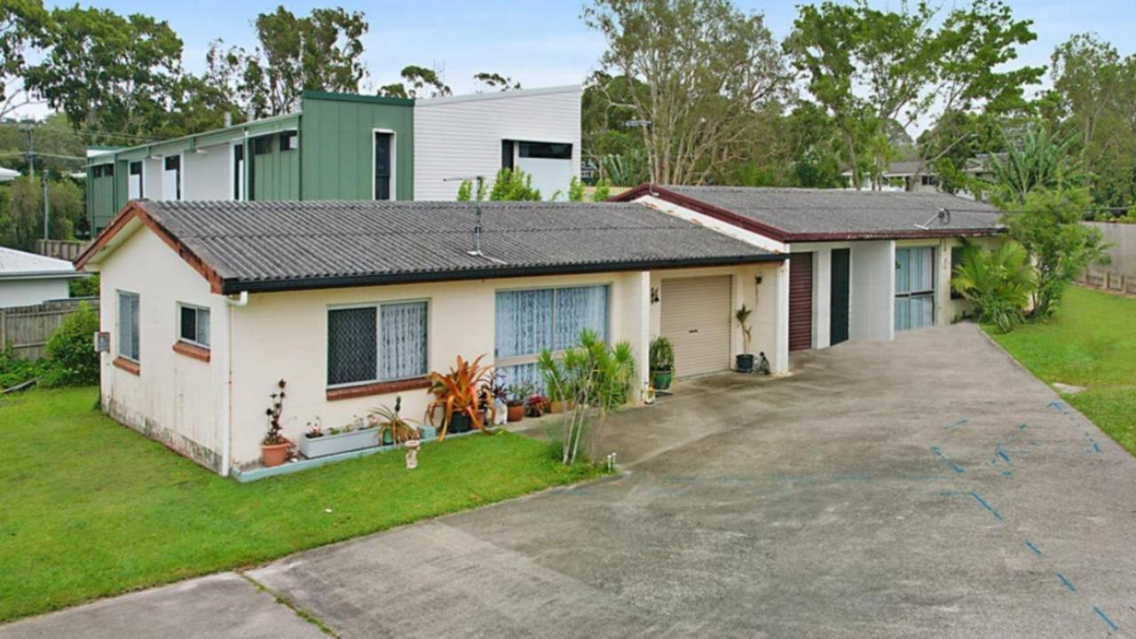 The rare piece of real estate at 3 Rufous Ct, Caloundra was this week listed for auction through Yianni Mooney Property.