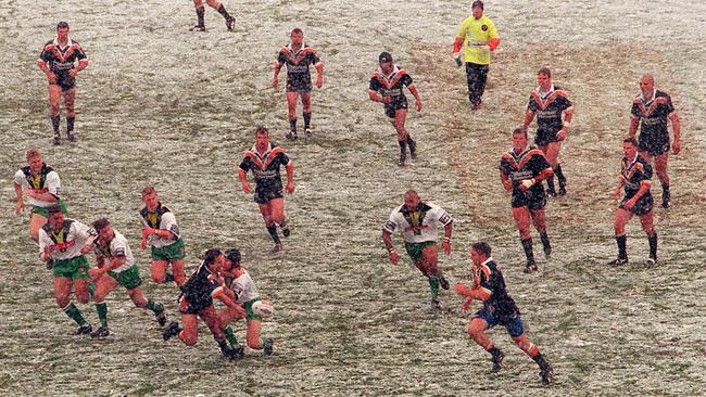 Rugby league has never looked so cold. Photo: Mark Evans