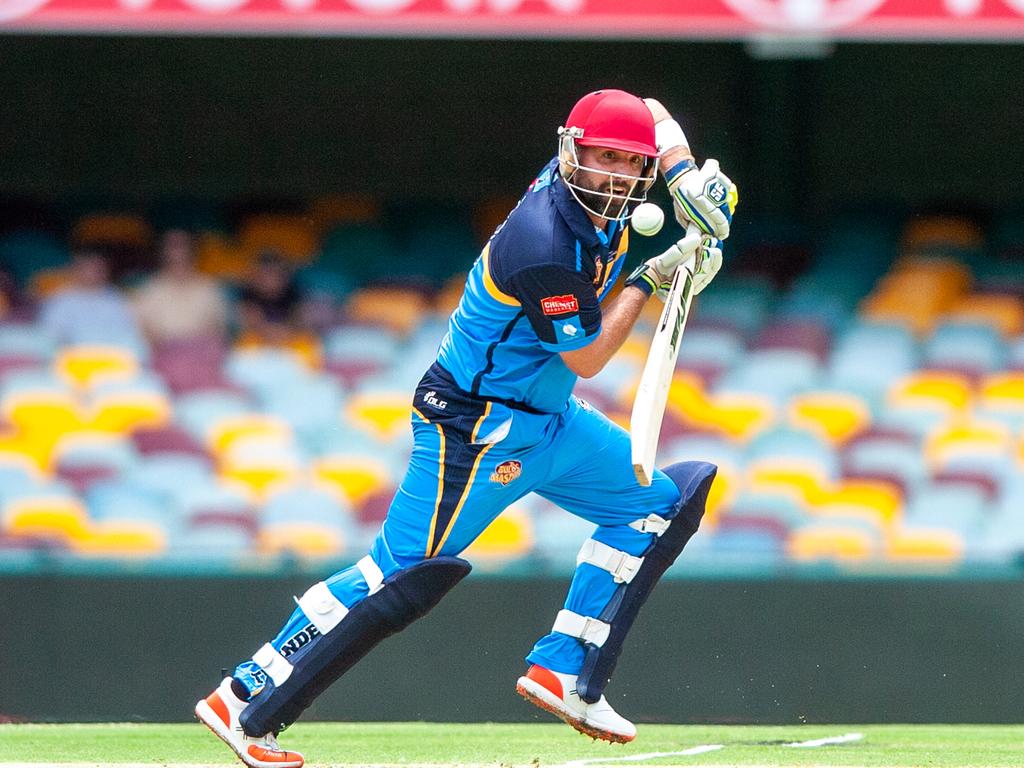 Phil Tunnicliffe in action for the Gold Coast Thunder at the Bulls Masters Country Challenge Twenty20 cricket final at the Gabba on Sunday, January 19. Picture: Bob Jones