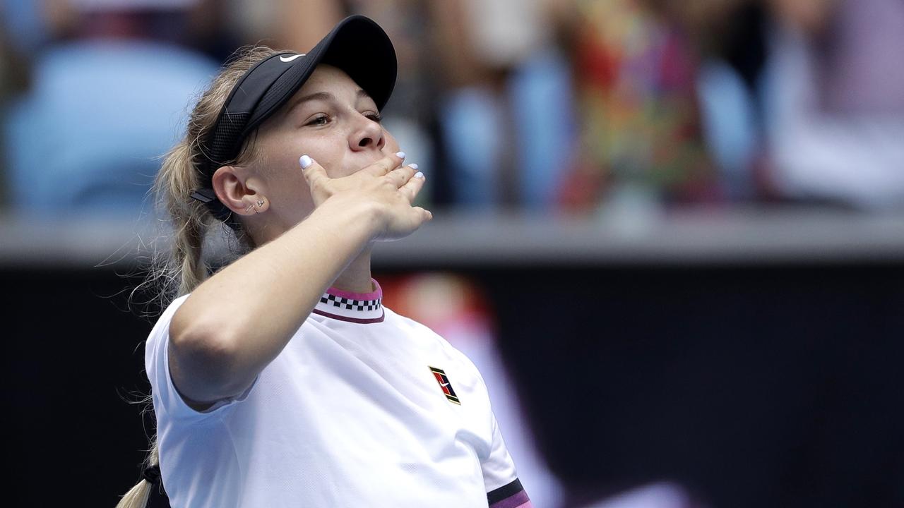 United States' Amanda Anisimova celebrates after defeating Aryna Sabalenka of Belarus. Photo: AP Photo/Mark Schiefelbein