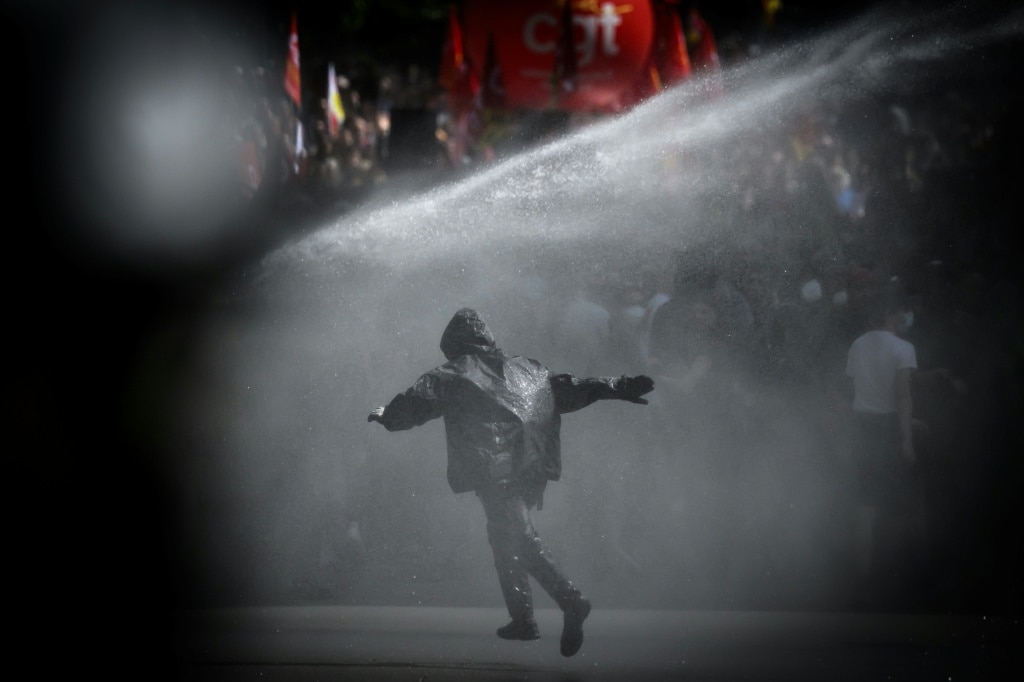 300,000 rally across France for May 1, union says