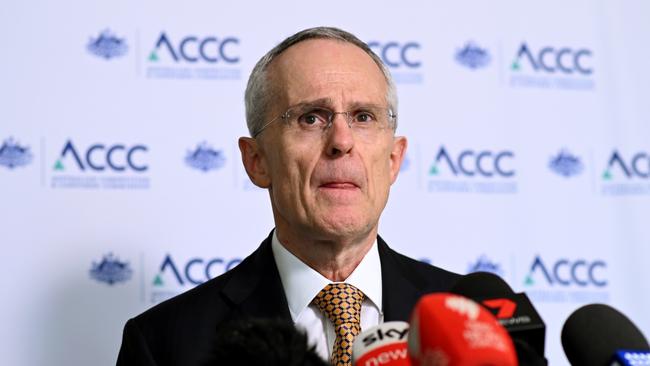 Australian Competition and Consumer Commission (ACCC) boss Rod Sims has been asked to make sure dropping oil prices are passed on to consumers. Picture: AAP Image/Joel Carrett