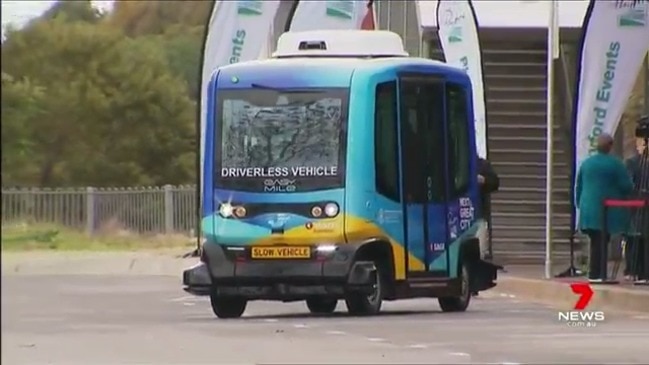 Driverless minibus trial (7News Adelaide)