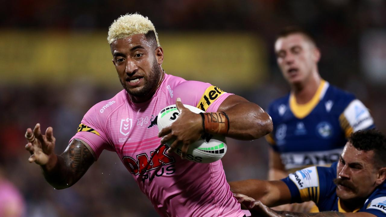 SYDNEY, AUSTRALIA - FEBRUARY 27: Viliame Kikau of the Panthers runs the ball during the NRL Trial Match between the Penrith Panthers and the Parramatta Eels at Panthers Stadium on February 27, 2021 in Sydney, Australia. (Photo by Brendon Thorne/Getty Images)