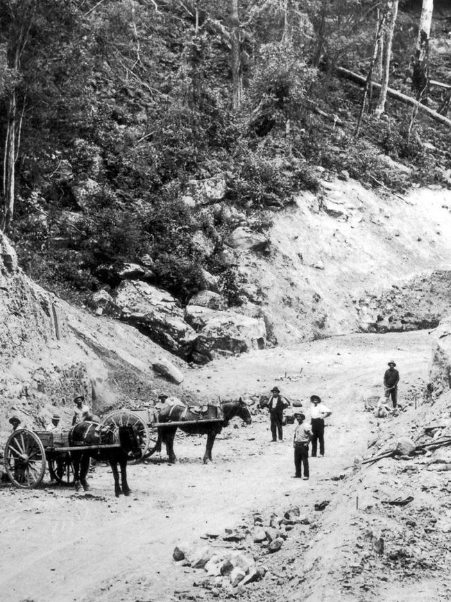 Early construction of the Pacific Hwy between Sydney and Newcastle.