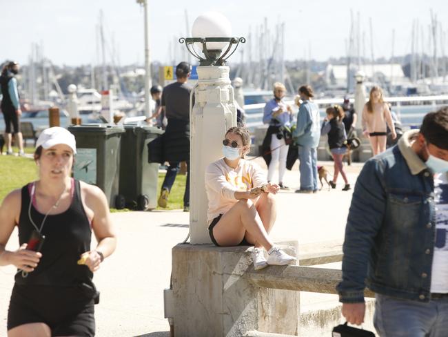 Crowds enjoying the Sunday sunshine on Geelong waterfront. Picture: Alan Barber