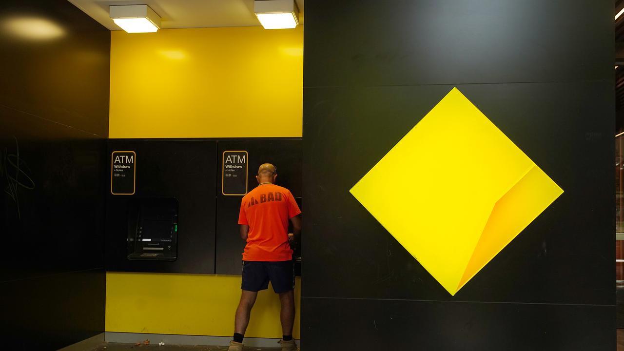 A major glitch has hit banking giant Commonwealth Bank with customers complaining their money is being “stolen”.. Picture: NCA NewsWire / Luis Enrique Ascui