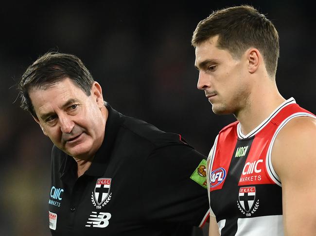 MELBOURNE, AUSTRALIA - APRIL 23: Saints head coach Ross Lyon stands with Jack Steele during the round six AFL match between Carlton Blues and St Kilda Saints at Marvel Stadium, on April 23, 2023, in Melbourne, Australia. (Photo by Quinn Rooney/Getty Images)