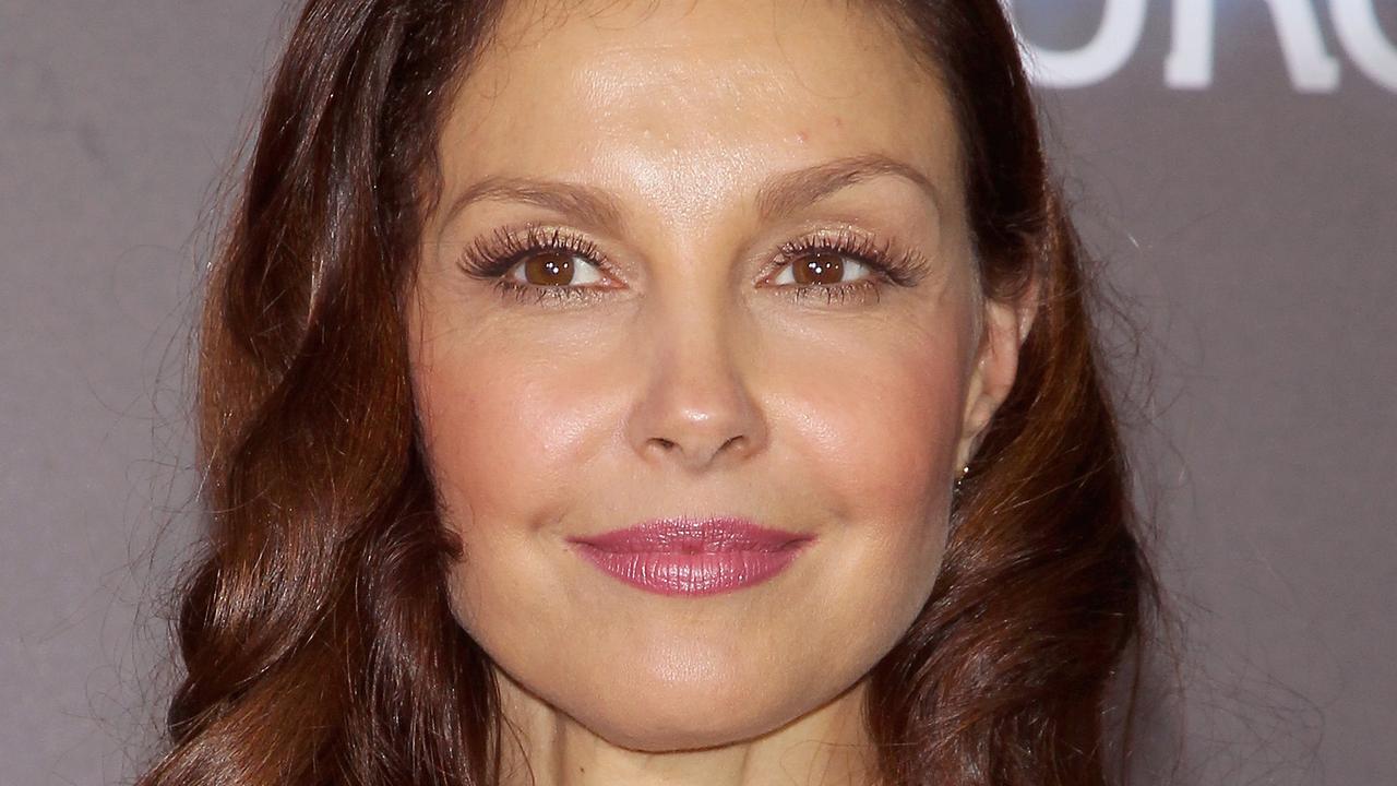 Ashley Judd Actress In African Icu After Shattering Leg In The Remote Congo Au 2189