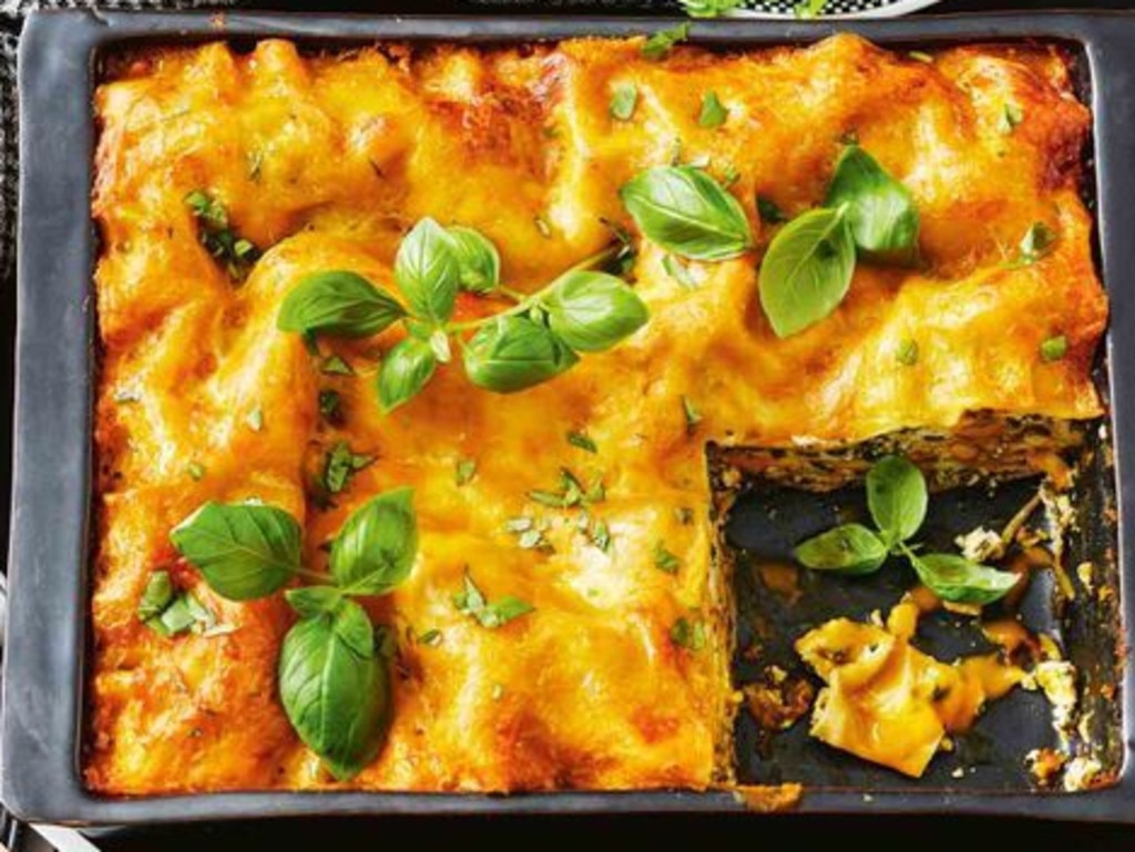 Cheap dinners to get you through the cost of living crisis | Herald Sun