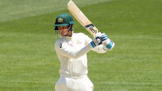 Peter Handscomb in action during the second Test against England.