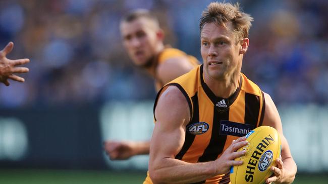 Sam Mitchell in action against West Coast in the 2015 Grand Final. Picture: Wayne Ludbey