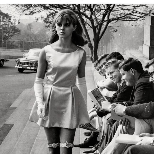 A 1967 photograph published in The Australian to illustrate a story about the newly-formed ‘International Society of Girl Watchers’.