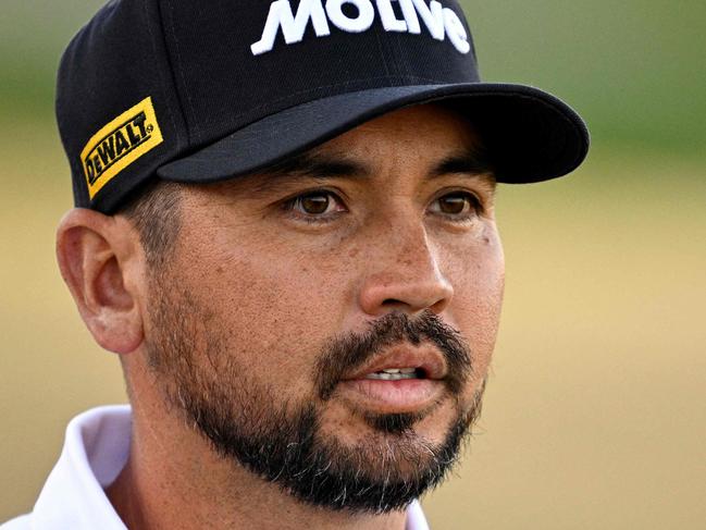 LA QUINTA, CALIFORNIA - JANUARY 19: Jason Day of Australia walks on the 18th green during the final round of The American Express 2025 at Pete Dye Stadium Course on January 19, 2025 in La Quinta, California.   Orlando Ramirez/Getty Images/AFP (Photo by Orlando Ramirez / GETTY IMAGES NORTH AMERICA / Getty Images via AFP)