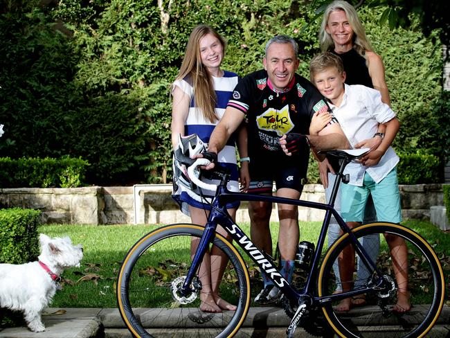 The Beretta family show their support for the cancer charity Tour de Cure. Ava, 12, Mark, Dan, 9, Rachel and the family dog. Picture: Annika Enderborg