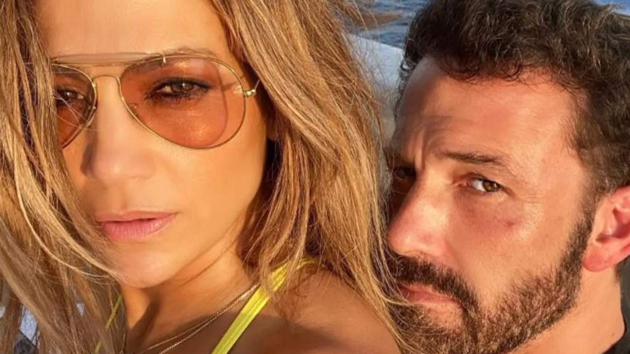 JLo’s surprise message to ‘hero’ Affleck amid split rumours