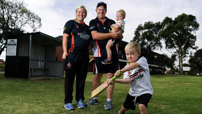 Payneham women’s cricketer Donna Boerema with her husband, Jake, and children Bryce, 5, (front) and Campbell, 2. Donna played the whole season while pregnant with her third child. Picture: AAP/Morgan Sette