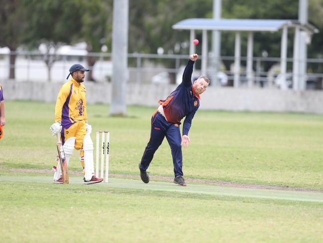Palm Beach Currumbin (batting) vs. Runaway Bay in the Community Div 3 competition. Aaron Canning. 25 November 2023 Palm Beach Picture by Richard Gosling