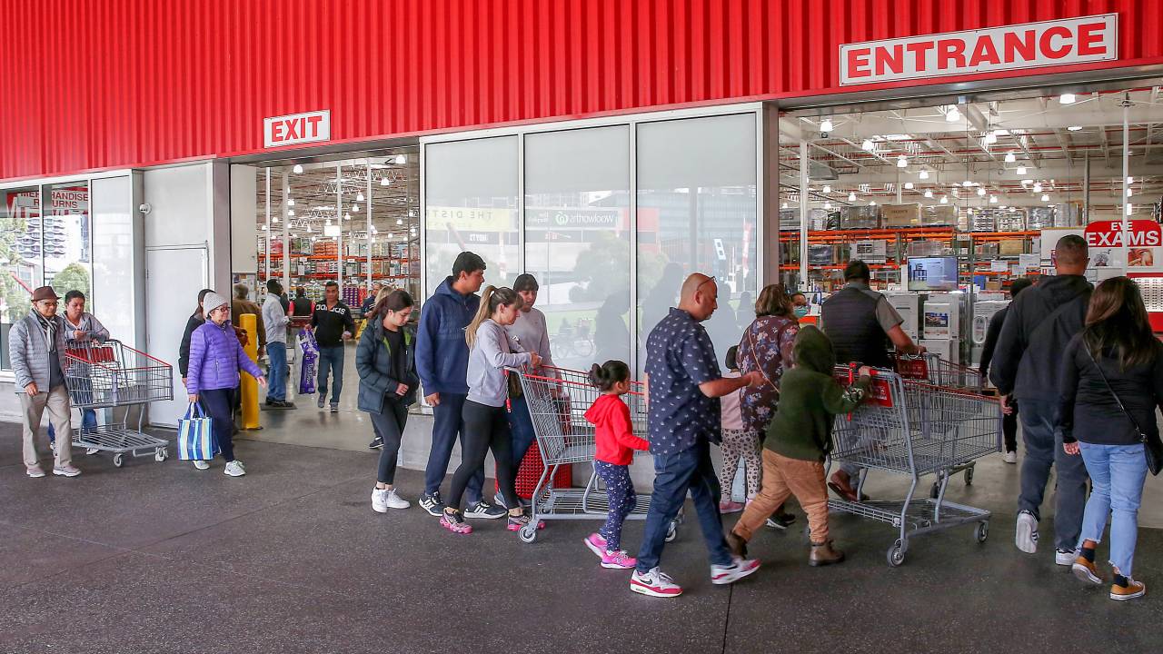 Docklands superstore Costco gearing up for closure as expenses skyrocket Sky News Australia