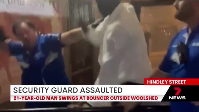 Hindley St security guard assaulted (7NEWS)