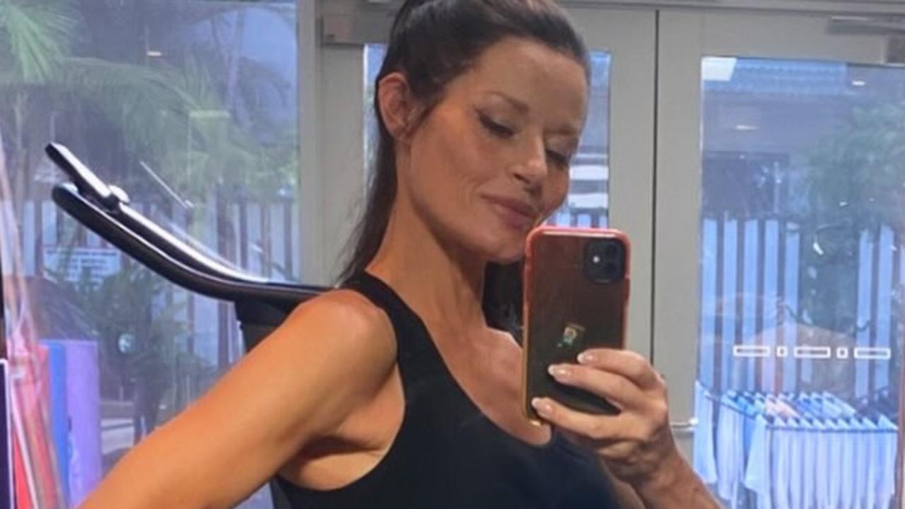 Former Neighbours star criticised as pregnant selfie sparks outrage