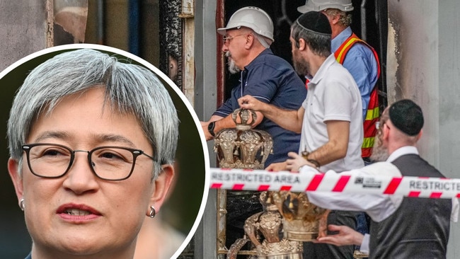 Penny Wong (inset) and the aftermath of the Synagogue attack in Melbourne.